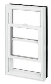 Fenêtre à guillotine blanche moderne, isolante et économe en énergie, idéale pour un style intérieur contemporain.